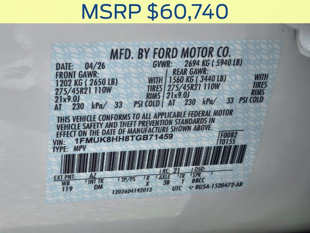 2026 Star White Metallic Tri-Coat Ford Explorer Platinum 4X4 SUV