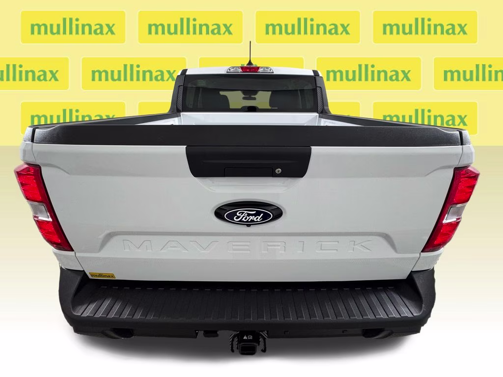 2026 Oxford White Ford Maverick XLT FWD Truck