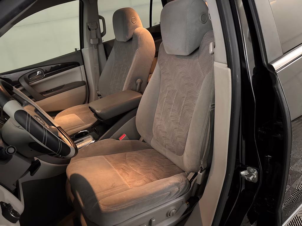 2016 Ebony Twilight Metallic Buick Enclave Convenience Group FWD SUV