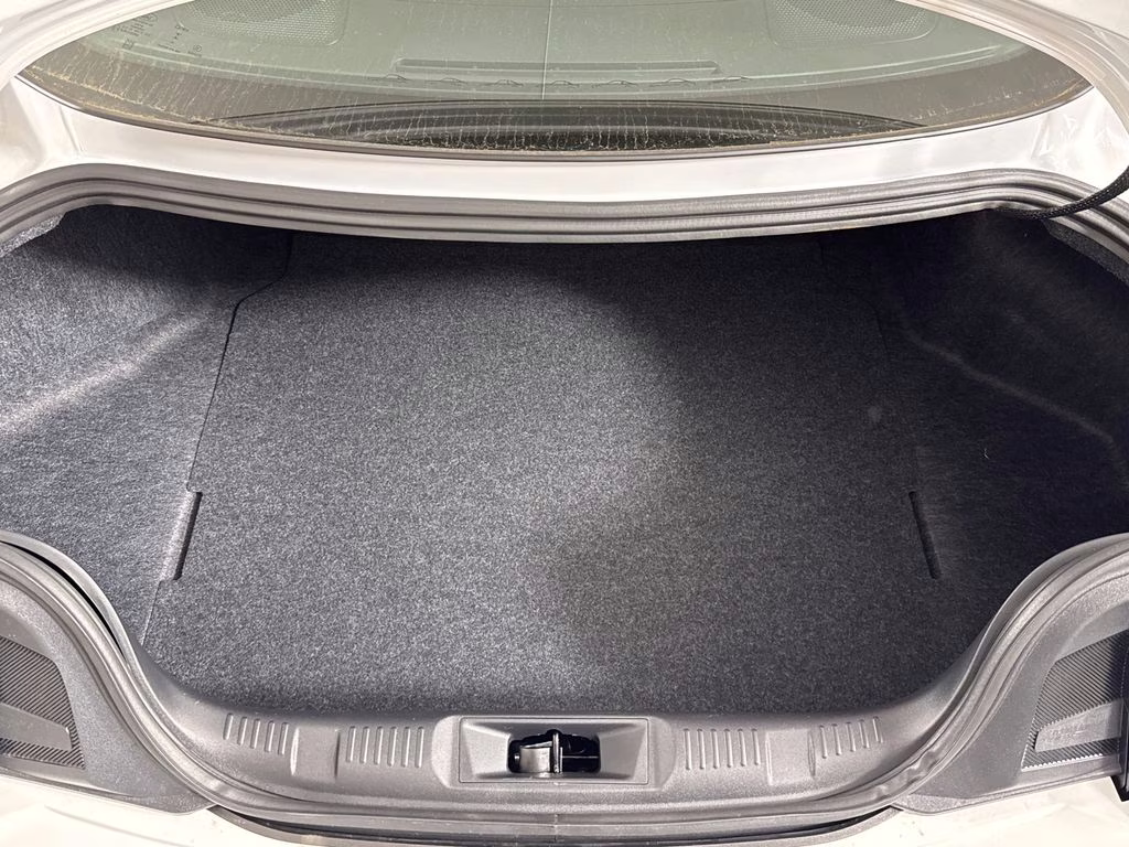 2026 Oxford White Ford Mustang EcoBoost RWD Coupe