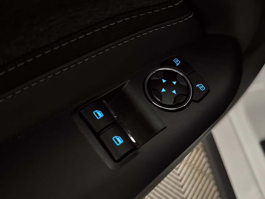 2026 Oxford White Ford Mustang EcoBoost RWD Coupe