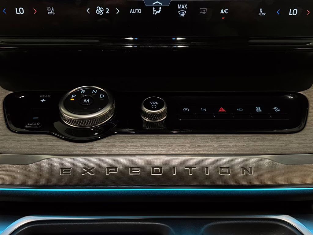 2026 Agate Black Metallic Ford Expedition Platinum 4X4 SUV