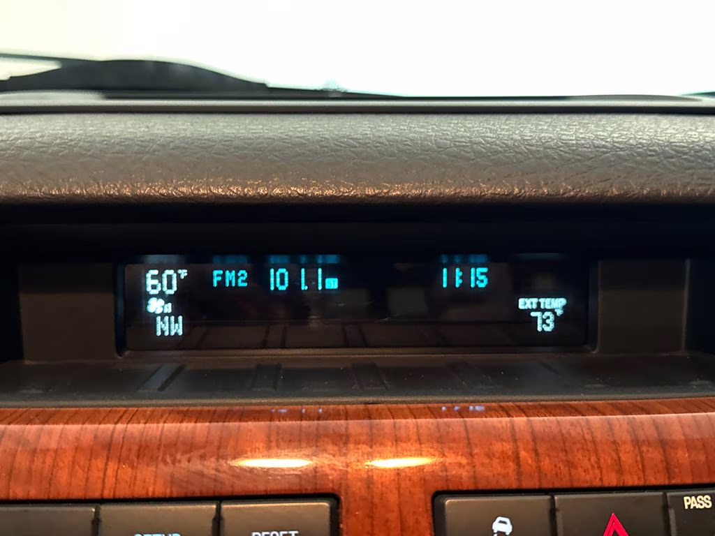 2010 Oxford White Ford F-150 Lariat RWD Truck