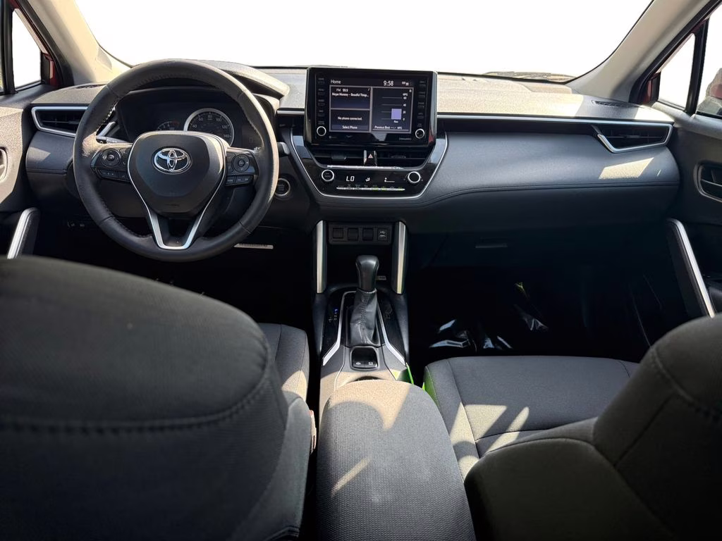2022 Barcelona Red Metallic Toyota Corolla Cross LE FWD SUV