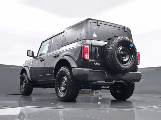 2026 Shadow Black Ford Bronco Big Bend 4X4 SUV