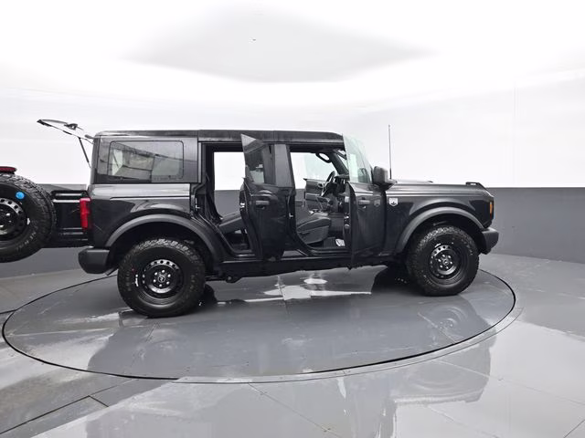 2026 Shadow Black Ford Bronco Big Bend 4X4 SUV