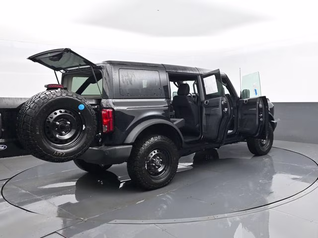 2026 Shadow Black Ford Bronco Big Bend 4X4 SUV