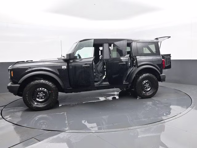 2026 Shadow Black Ford Bronco Big Bend 4X4 SUV