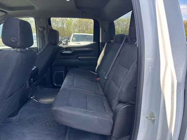 2023 Summit White Chevrolet Silverado 1500 LT Trail Boss 4X4 Truck