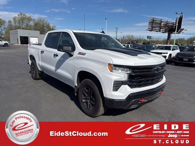 2023 Summit White Chevrolet Silverado 1500 LT Trail Boss 4X4 Truck