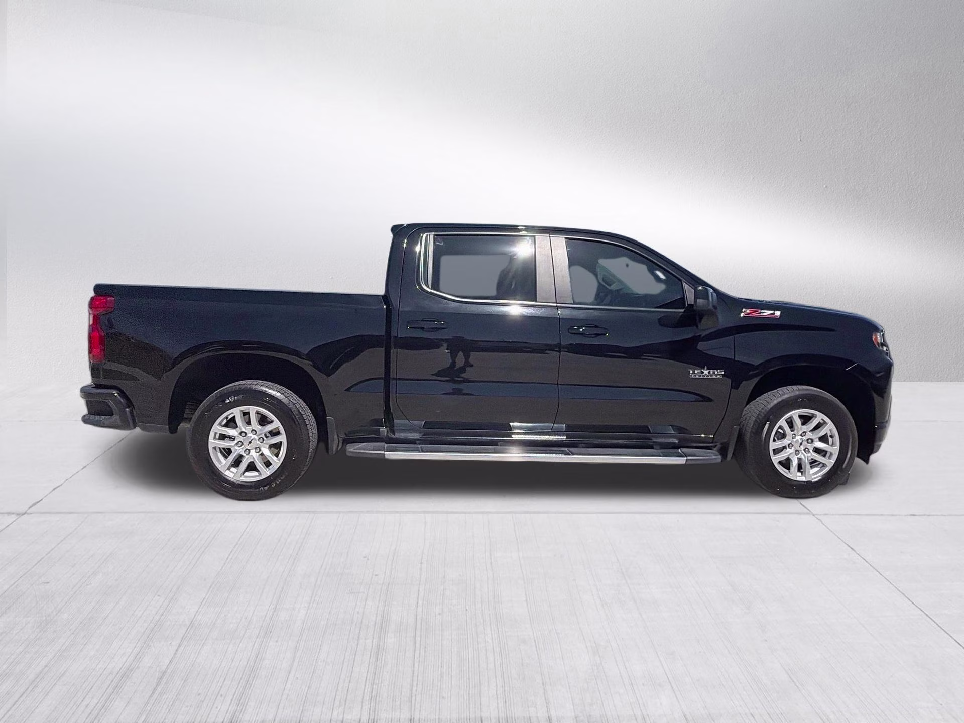 2020 Black Chevrolet Silverado 1500 RST 4X4 Truck