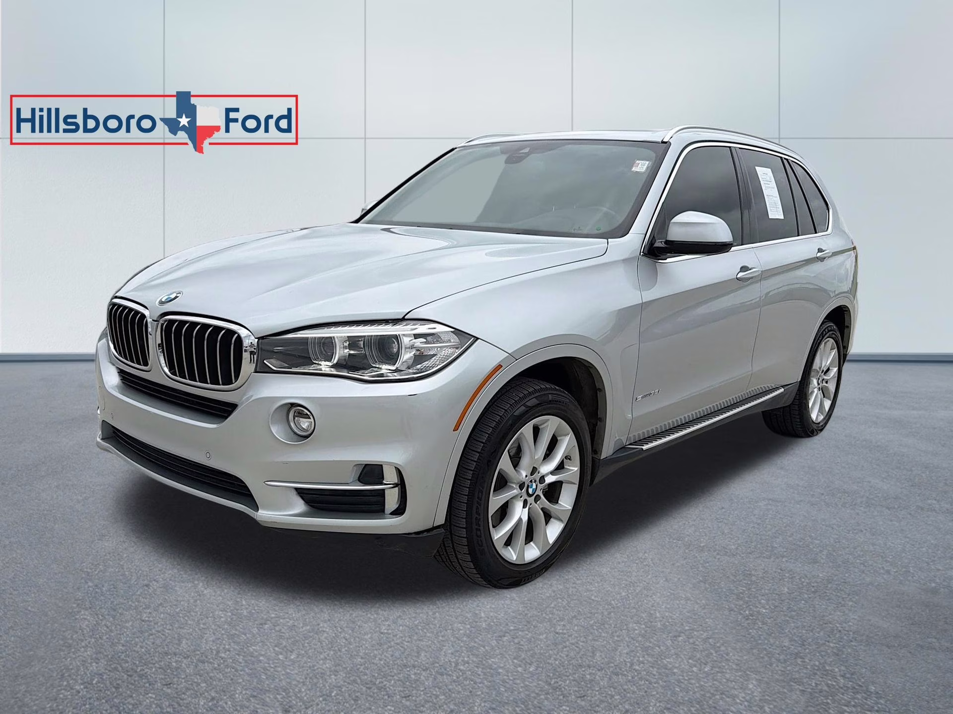 2018 Glacier Silver Metallic BMW X5 sDrive35i RWD SUV