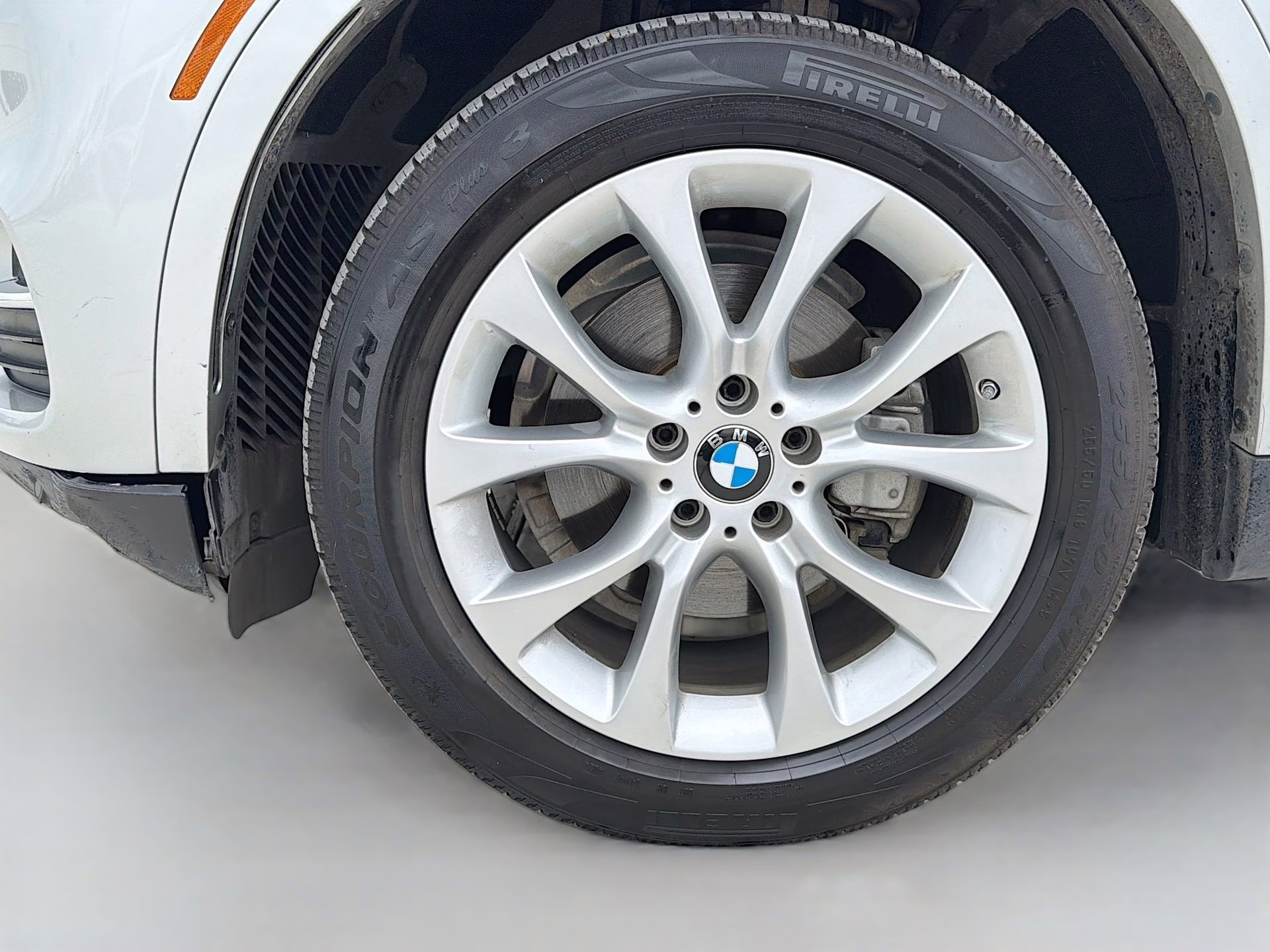 2018 Glacier Silver Metallic BMW X5 sDrive35i RWD SUV