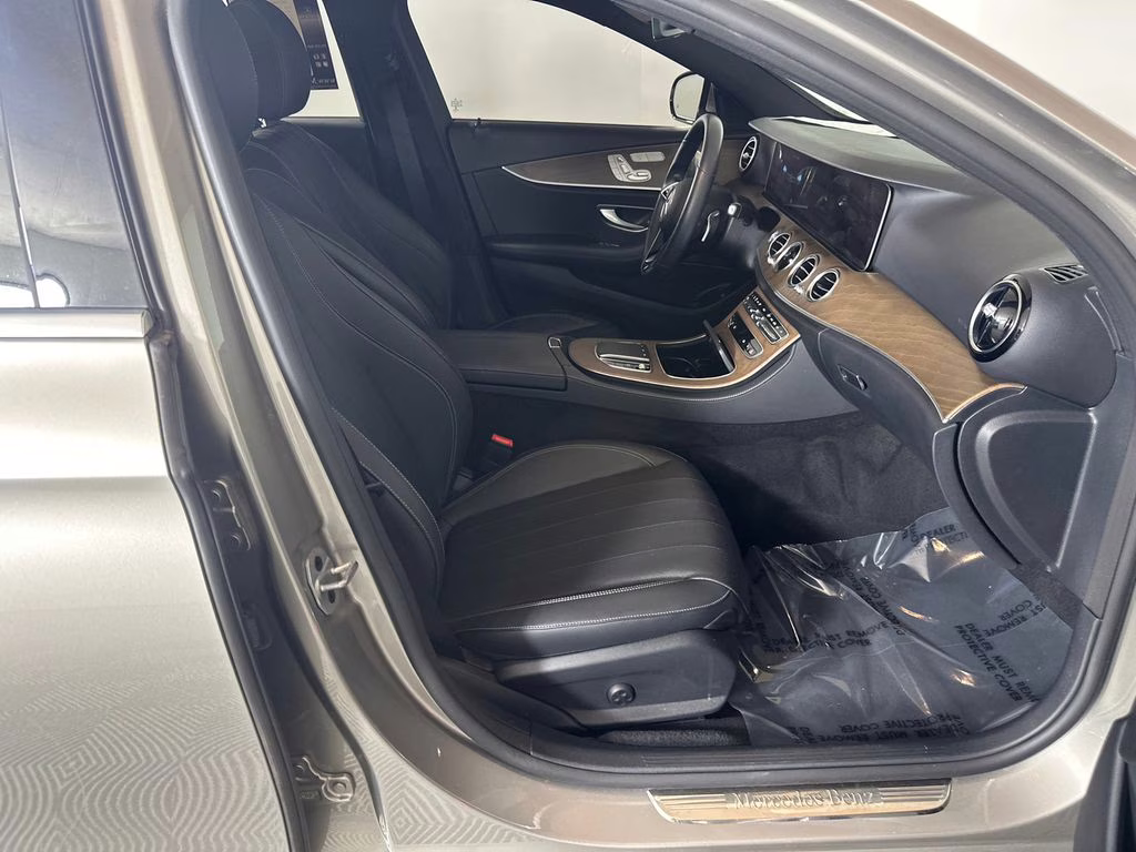 2022 Mojave Silver Metallic Mercedes-Benz E-Class E 350 RWD Sedan