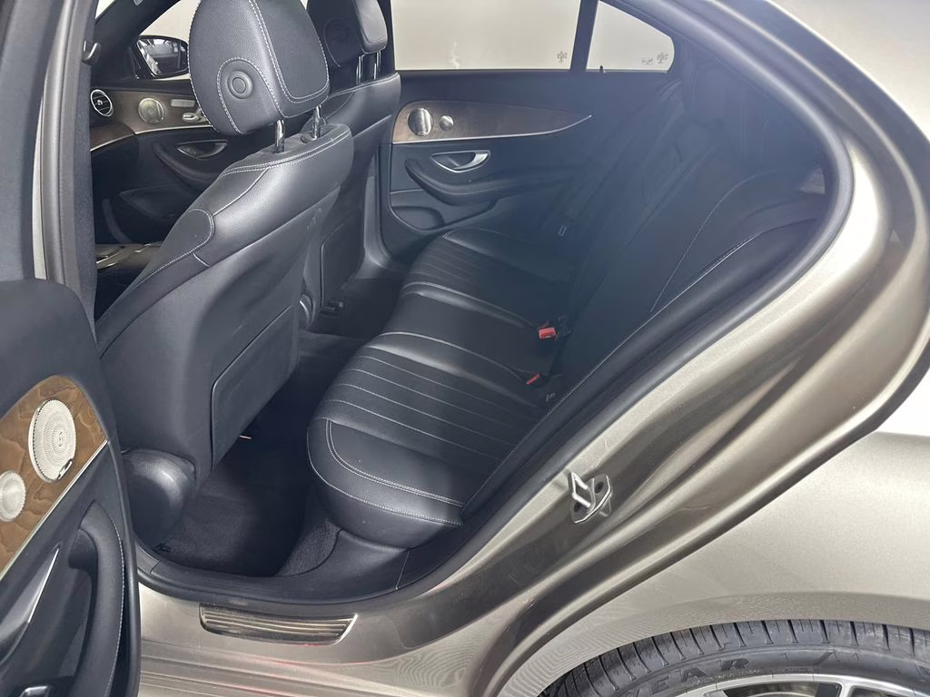 2022 Mojave Silver Metallic Mercedes-Benz E-Class E 350 RWD Sedan