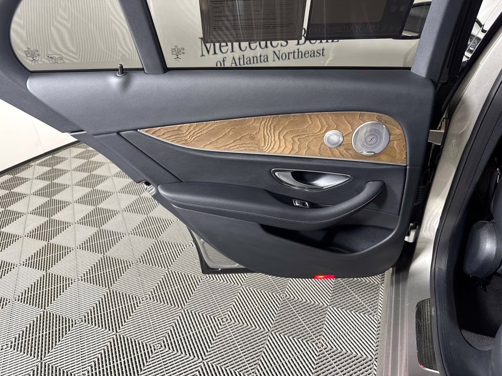 2022 Mojave Silver Metallic Mercedes-Benz E-Class E 350 RWD Sedan