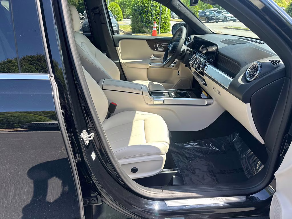 2026 Black Mercedes-Benz GLB GLB 250 FWD SUV