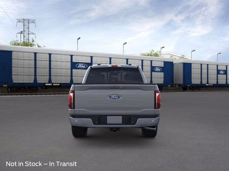 2026 Avalanche Ford F-150 LARIAT 4X4 Truck