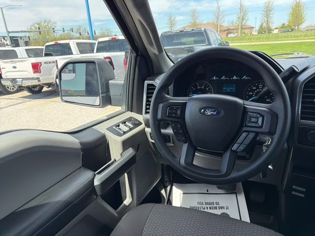 2018 Oxford White Ford F-150 XLT 4X4 Truck