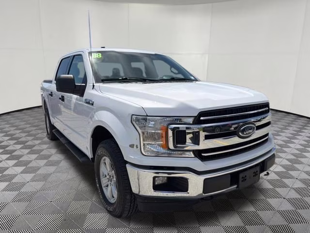 2018 Oxford White Ford F-150 XLT 4X4 Truck