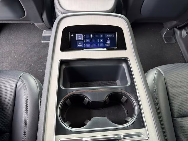 2026 Starlight Gray Premium Colorant Lincoln Navigator Reserve 4X4 SUV