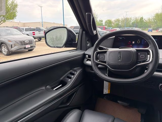 2026 Starlight Gray Premium Colorant Lincoln Navigator Reserve 4X4 SUV