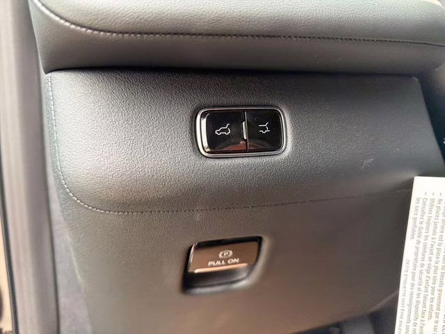 2026 Starlight Gray Premium Colorant Lincoln Navigator Reserve 4X4 SUV