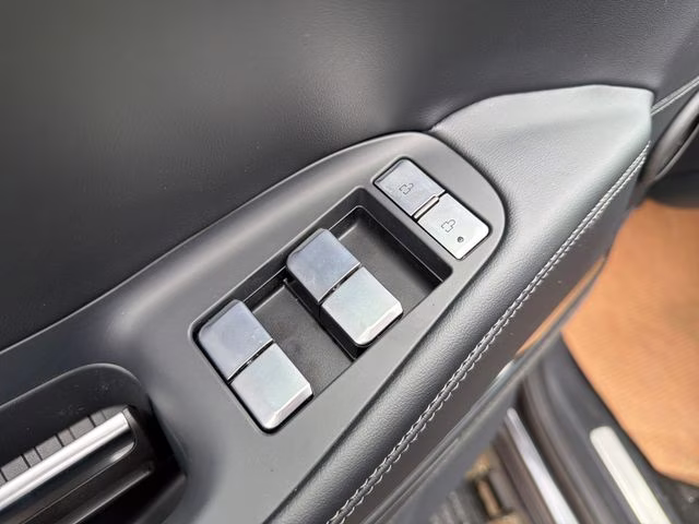 2026 Starlight Gray Premium Colorant Lincoln Navigator Reserve 4X4 SUV