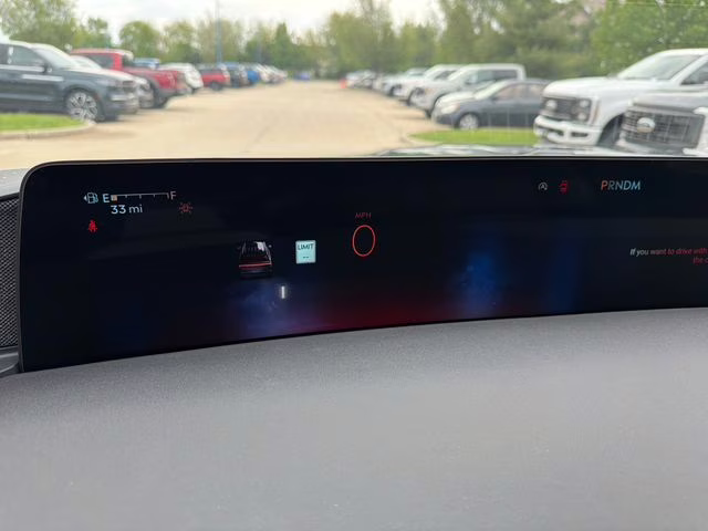 2026 Starlight Gray Premium Colorant Lincoln Navigator Reserve 4X4 SUV