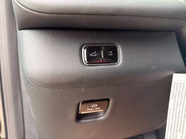 2026 Starlight Gray Premium Colorant Lincoln Navigator Reserve 4X4 SUV
