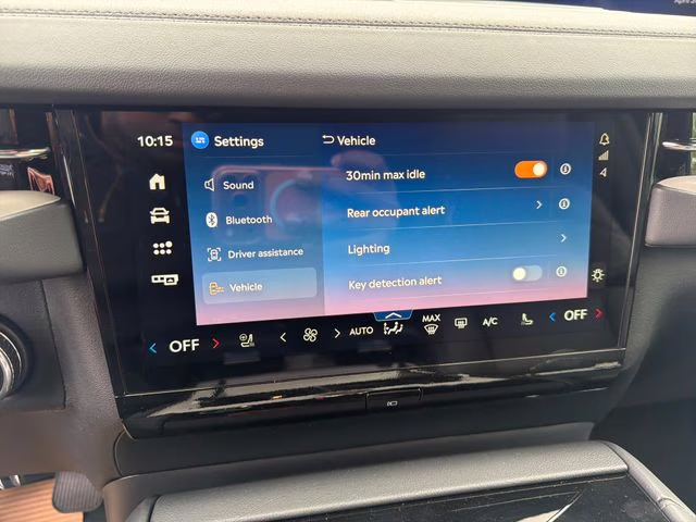 2026 Starlight Gray Premium Colorant Lincoln Navigator Reserve 4X4 SUV