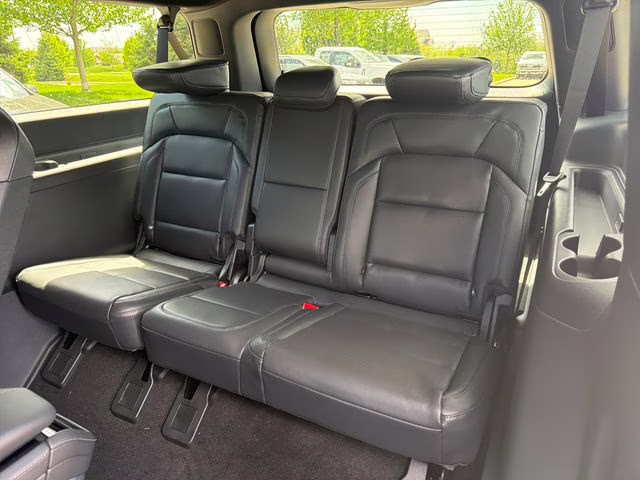 2026 Infinite Black Metallic Clearcoat Lincoln Navigator L Reserve 4X4 SUV