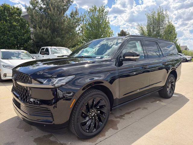 2026 Infinite Black Metallic Clearcoat Lincoln Navigator L Reserve 4X4 SUV