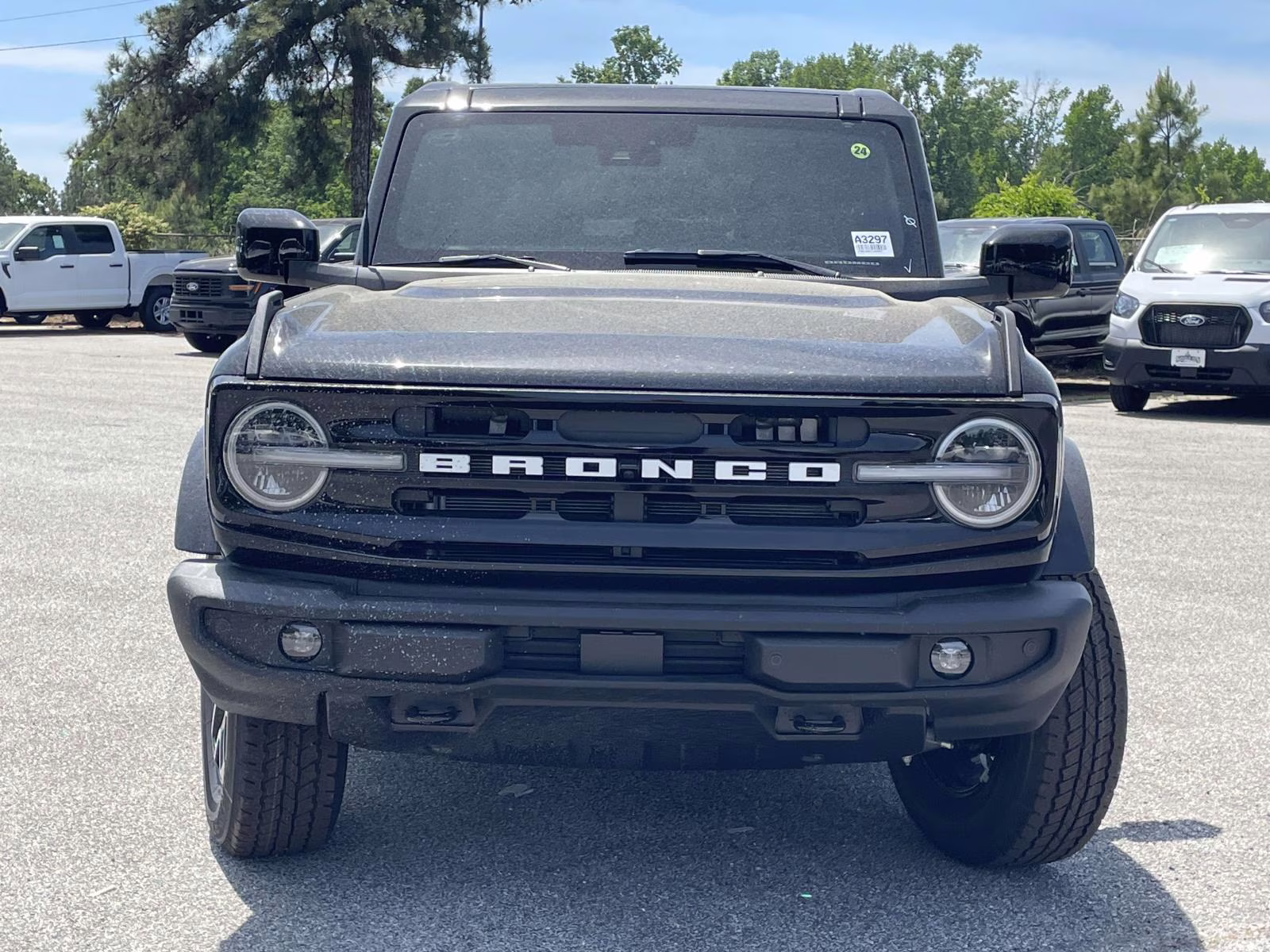 2026 Shadow Black Ford Bronco Outer Banks 4X4 SUV