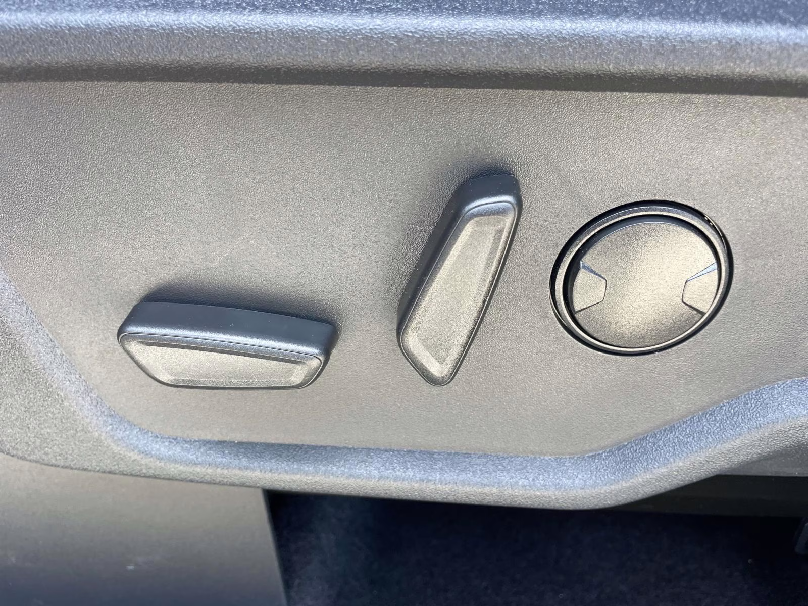 2026 Shadow Black Ford Bronco Outer Banks 4X4 SUV