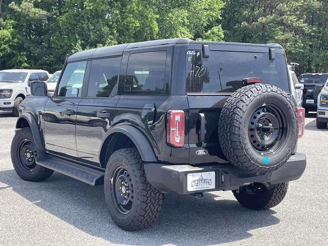2026 Shadow Black Ford Bronco Outer Banks 4X4 SUV