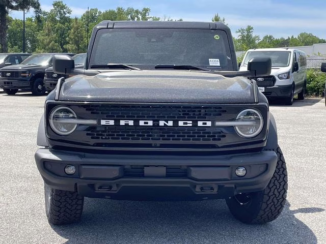 2026 Shadow Black Ford Bronco Outer Banks 4X4 SUV