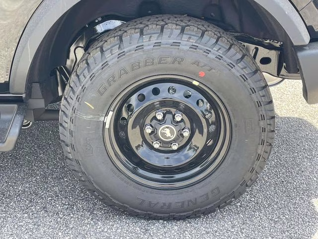 2026 Shadow Black Ford Bronco Outer Banks 4X4 SUV