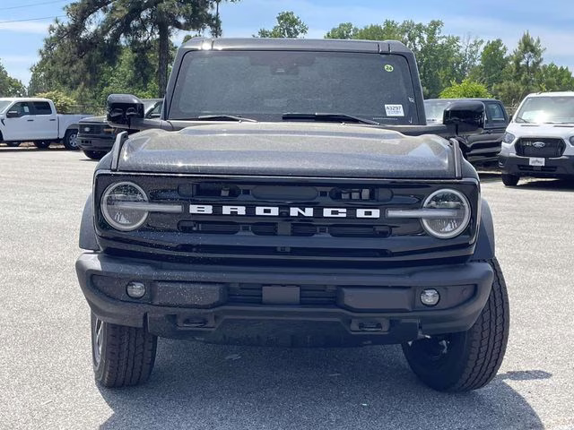 2026 Shadow Black Ford Bronco Outer Banks 4X4 SUV