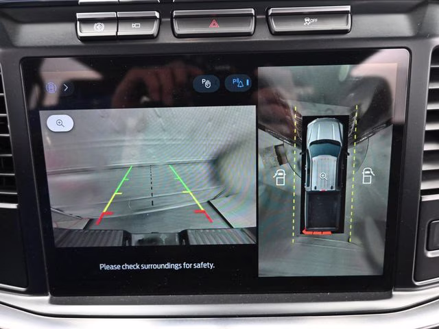 2024 Black Metallic Ford Super Duty F-250 SRW Lariat 4X4 Truck