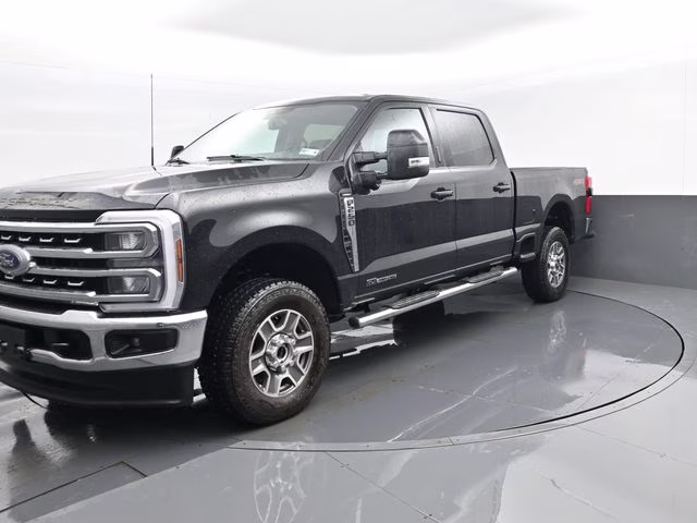 2024 Black Metallic Ford Super Duty F-250 SRW Lariat 4X4 Truck