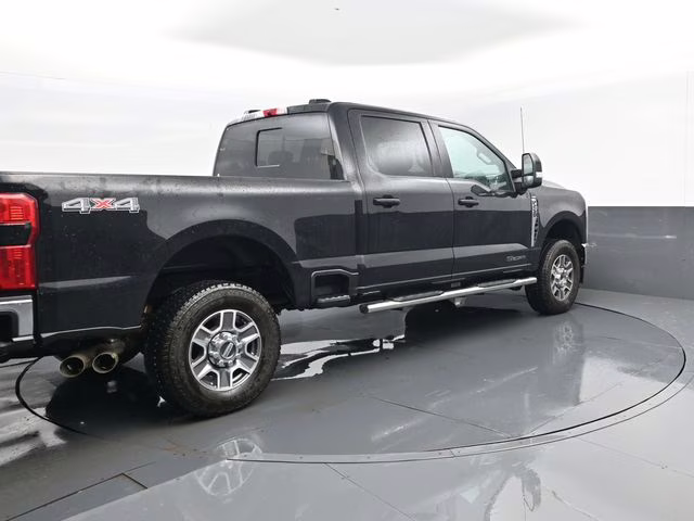 2024 Black Metallic Ford Super Duty F-250 SRW Lariat 4X4 Truck