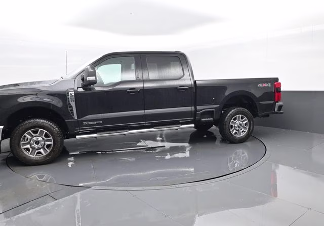 2024 Black Metallic Ford Super Duty F-250 SRW Lariat 4X4 Truck