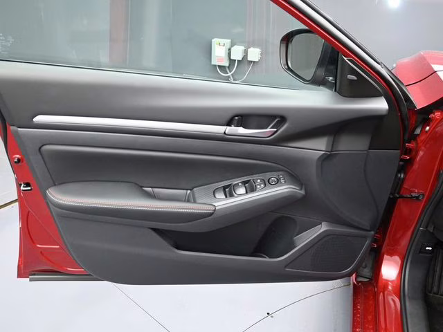 2026 Scarlet Ember Tintcoat Nissan Altima 2.5 SR FWD Sedan