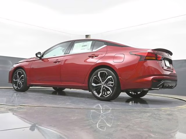 2026 Scarlet Ember Tintcoat Nissan Altima 2.5 SR FWD Sedan
