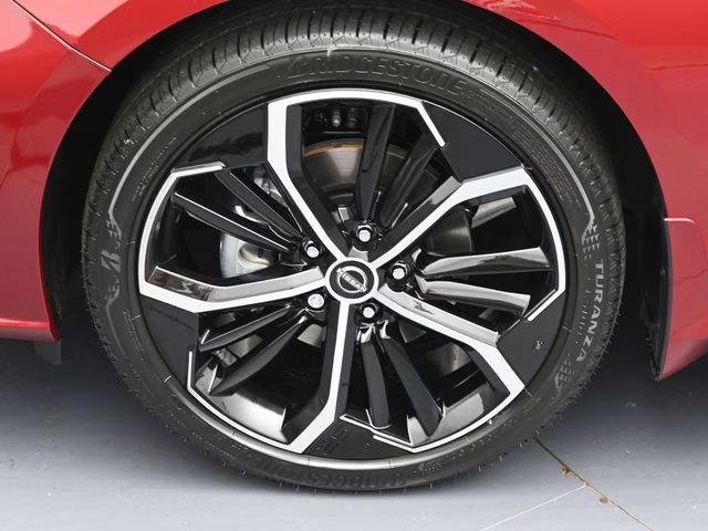 2026 Scarlet Ember Tintcoat Nissan Altima 2.5 SR FWD Sedan