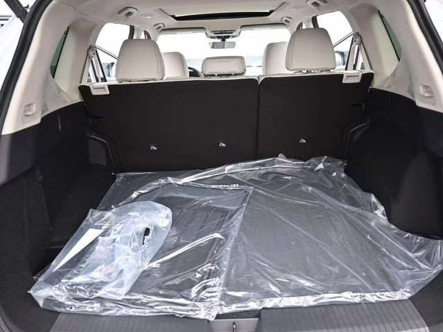 2026 Everest White Pearl Tricoat Nissan Rogue Dark Armor FWD SUV