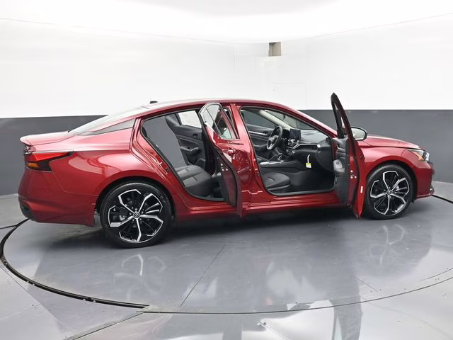 2026 Scarlet Ember Tintcoat Nissan Altima 2.5 SR FWD Sedan