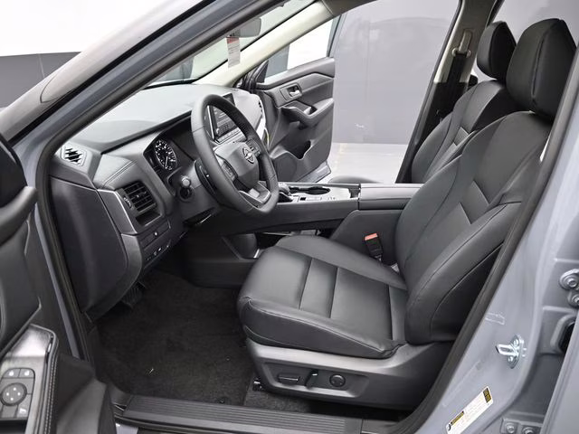 2026 Boulder Gray Pearl Nissan Rogue Dark Armor FWD SUV