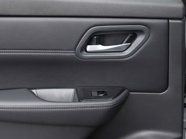 2026 Boulder Gray Pearl Nissan Rogue Dark Armor FWD SUV